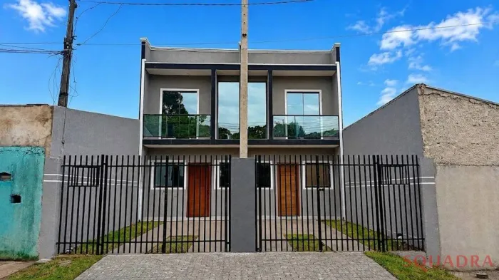 Sobrado com 3 dormitórios à venda, 81 m² por R$ 400.000,00 - Tatuquara - Curitiba/PR