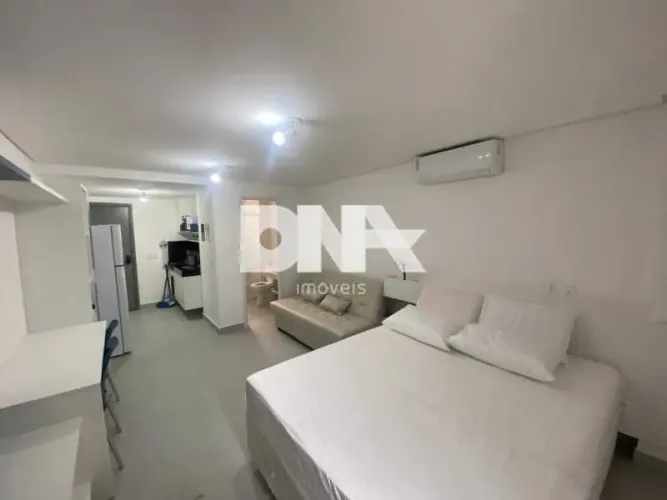 Flat : / Residencial / Jardim Oceania