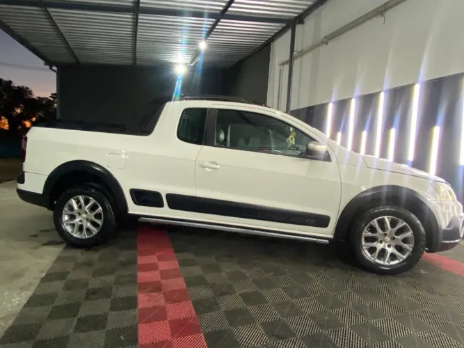 Volkswagen Saveiro Cross 1.6 MI Total Flex 8V CE 2014