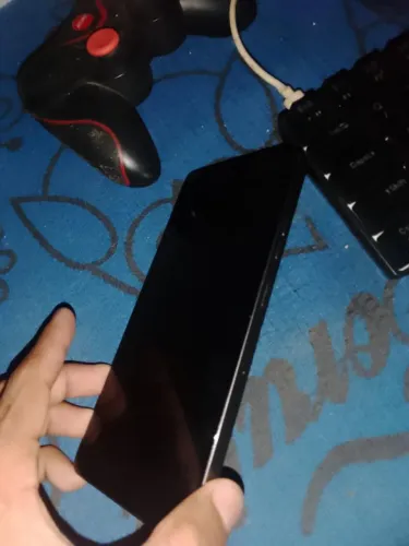 Moto G75 ótimo pra jogos, aceito troca em iPhone XR sem volta.?