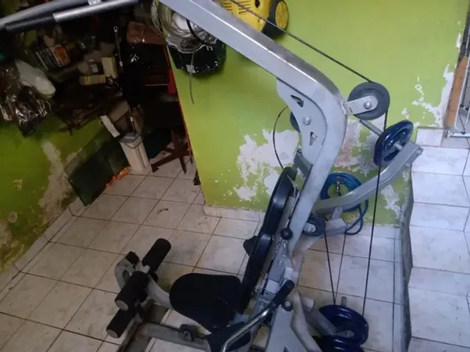 aparelho de musculacao mais de 40 exercicios