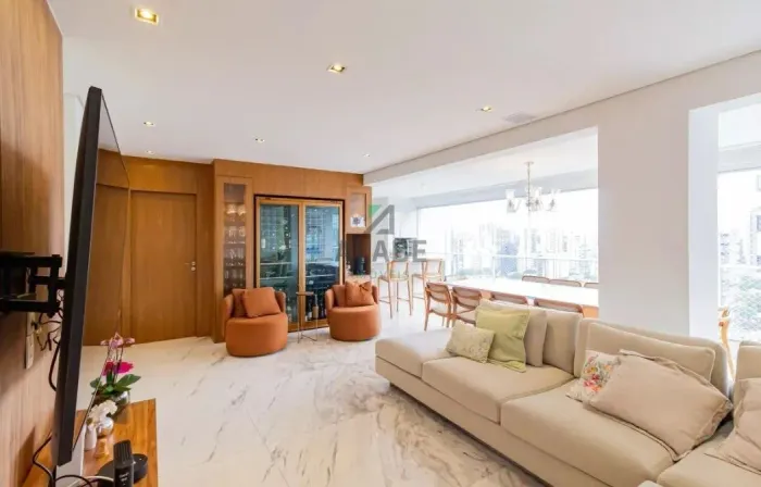 Apartamento à venda no Brooklin com 134m², 3 sutítes e 2 vagas de garagem