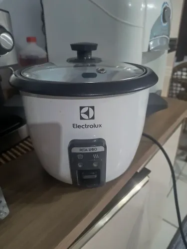 Panela de arroz Eletrolux 