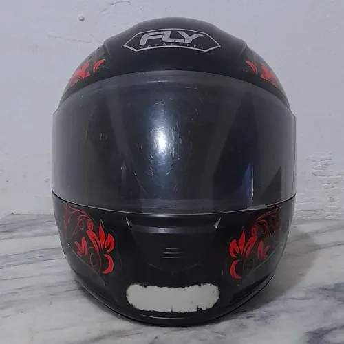 Capacete Fechado Fly F-9 Lyrical Preto Fosco e Vermelho - Usado