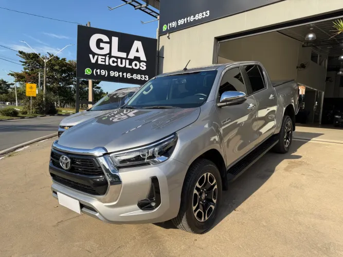 Toyota Hilux CD SRV 4X4 2.8 TDI Diesel Aut. 2024