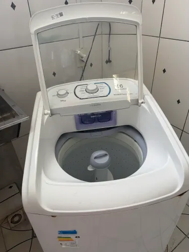 MÁQUINA DE LAVAR PARA RETIRADA DE PEÇA