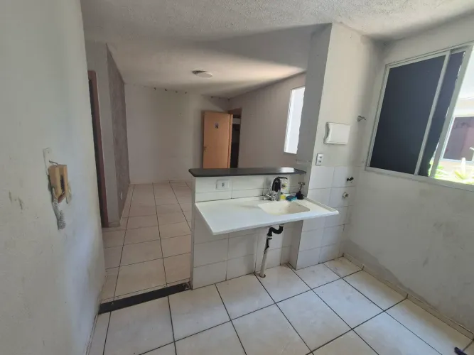 Alugo apartamento térreo no condomínio chapada da mantiqueira.