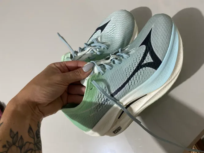 Mizuno wave rebellion pro low - com placa
