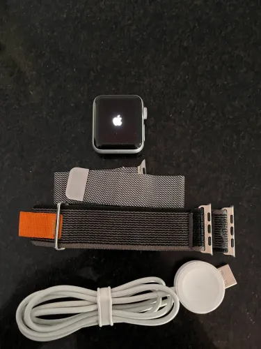 Smartwatch Apple série 3. 38 mm