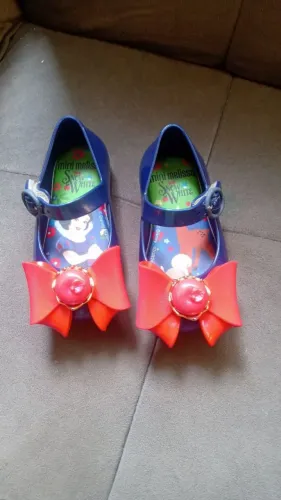 Melissa Disney branca de neve 19 novíssima linda