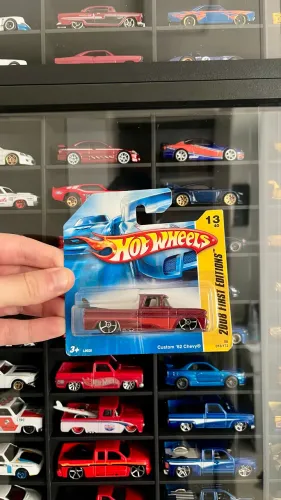 Hot Wheels - Custom 62 Chevy First Edition 2008