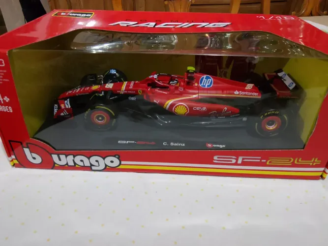 Vendo carro brinquedo fórmula 1