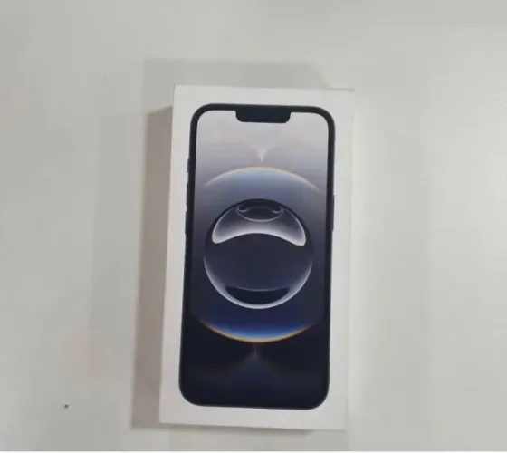 iPhone 16e preto 