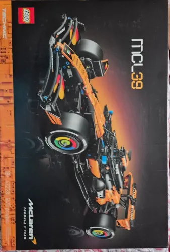 LEGO McLaren MCL39 F1 Original