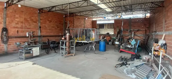 Salão para Locação no Parque Rodrigo Barreto, Arujá - 150m²