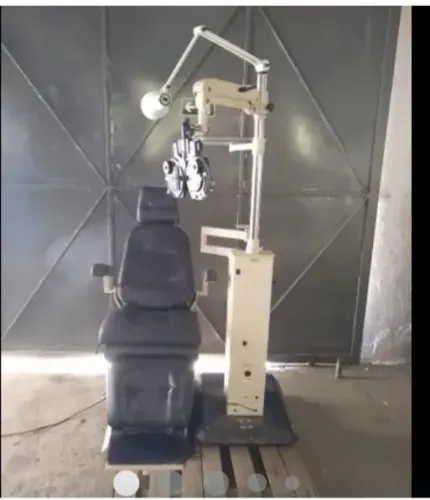 Coluna pantografica oftalmológica xenonio TS-4 com refrator + cadeira elétrica xenonio 