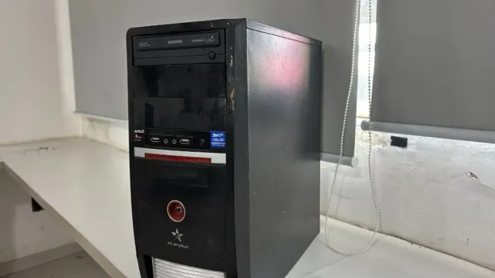 Computador no Estado para Retirada de Peças | Com HD de 1TB