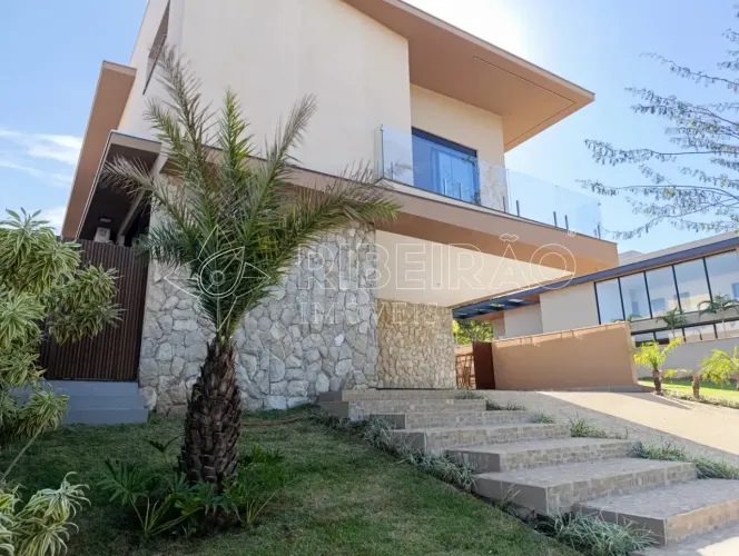 Casa Sobrado em Condomínio 4 suítes à venda no Jardim Olhos D`Água