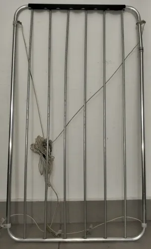 Varal de Teto Compacto (1,00m x 0,57m) - Completo e Ótimo Estado