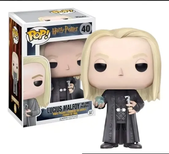 Funko pop Harry Potter - Personagem Lucius Malfoy segurando a profecia