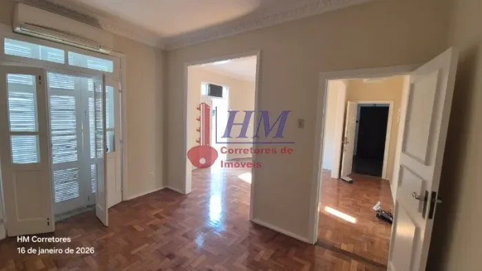 Apartamento à venda na Tijuca, Rio de Janeiro - 2 quartos, 2 banheiros, 100m² de área. Ven