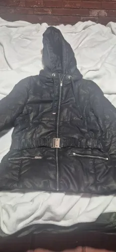 Casaco Puff Preto Acinturado Sweet Vanilla Tamango GG (Veste G)