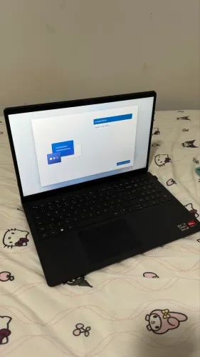 Notebook Dell 8GB RAM AMD RYZEN 5 5500U Placa de vídeo AMD