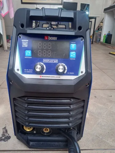 Vendo máquina de solda mig Boxer 160 multi processo 