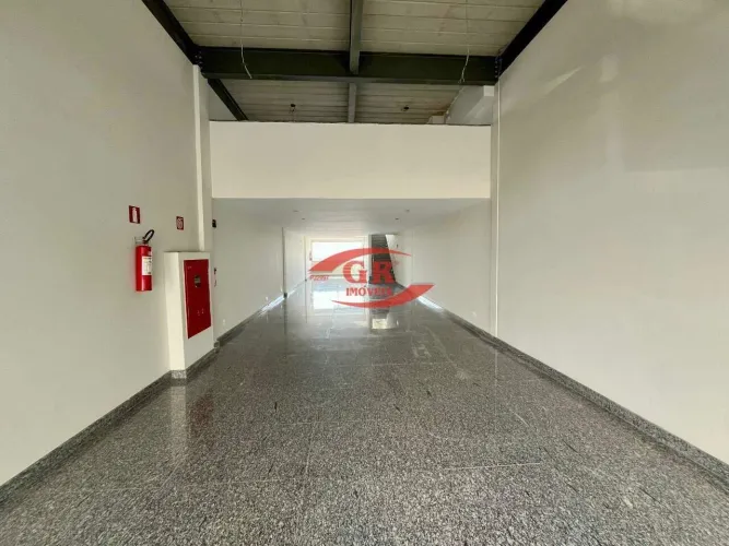 Loja à venda de 177 m² com mezanino e vista panorâmica, entre a Av. Raja Gabaglia e a Av.