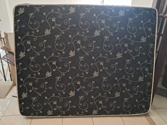 Cama box casal