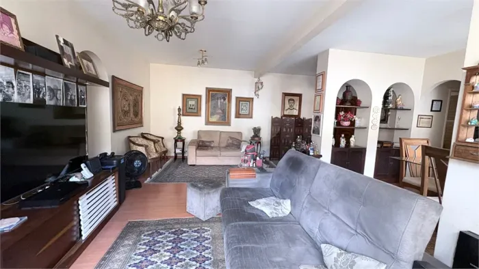 Apartamento à venda com 4 quartos, sendo 1 suíte, no condomínio Santo Afonso, Rio de Janei