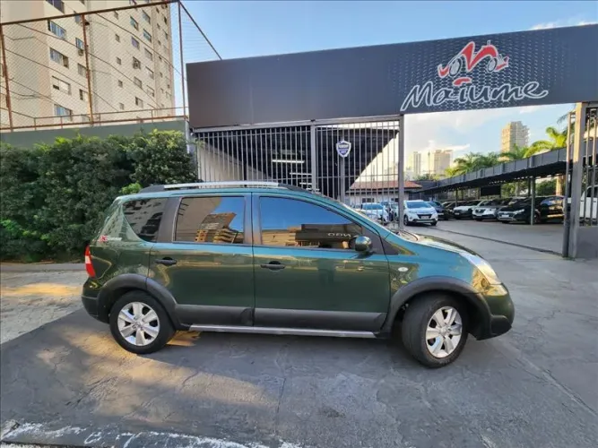 Nissan Livina Grand SL 1.8 16V Flex Fuel Aut. 2013