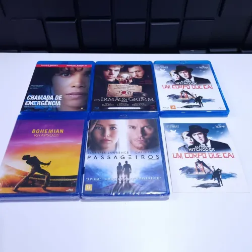 LOTE 05 FILMES ORIGINAIS EM BLU-RAY INCLUINDO HITCHCOCK E BOHEMIAN RHAPSODY QUEEN LACRADO