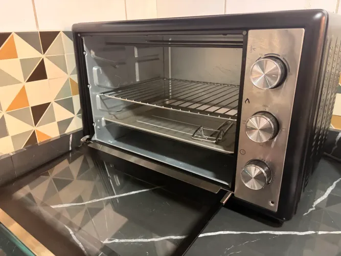 Vende-se forno elétrico Black+Decker