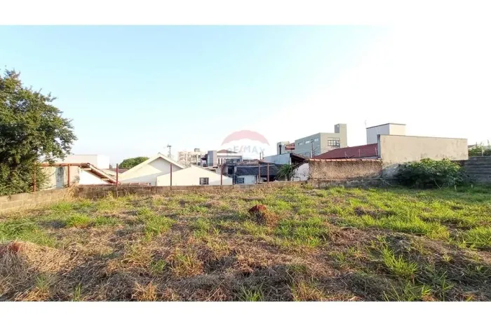 Ótimo Terreno com topografia plano