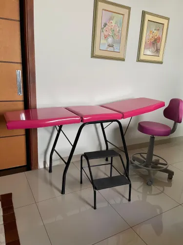 Maca para massagem, extensão de cílios e depilação completa por $500 reais 