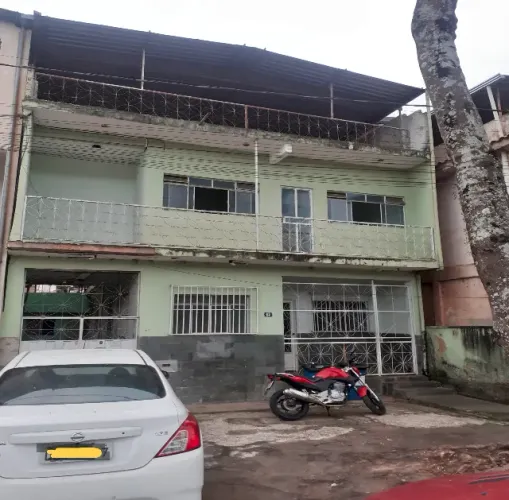 EXCELENTE CASA - 391M² - 05 QUARTOS - CENTRO MARIANA - MG