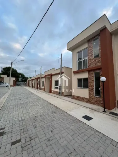 Sobrado à venda, 63 m² por R$ 308.000,00 - Brigadeiro Tobias - Sorocaba/SP