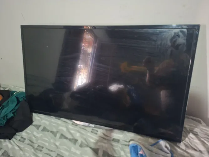Vendo TV 32 polegadas nao e smart