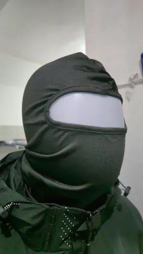 Touca Ninja e luva motoqueiro