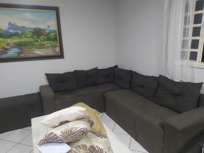 Vendo sofá de canto com puff