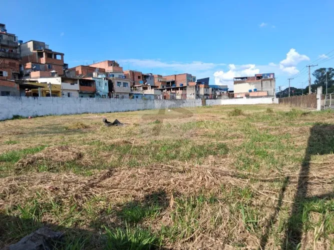 Terreno Comercial para venda e locação no Parque João Ramalho em Santo André -SP.