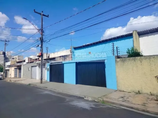 Casa Comercial para alugar com 160,20 metros quadrados no ILHOTAS - Teresina - Piauí
