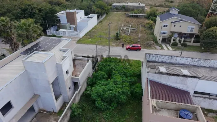 Terreno no Las Acácias próximo a Adolfo Fetter