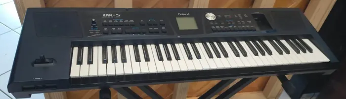 Teclado Roland Bk5 semi-novo Mixer Instrumentos Musicais