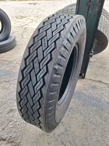 Pneu 900x20 Pirelli (reformado)