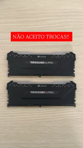 Kit memória RAM DDR4 Corsair