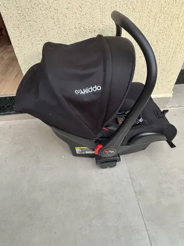 Bebê conforto Kiddo