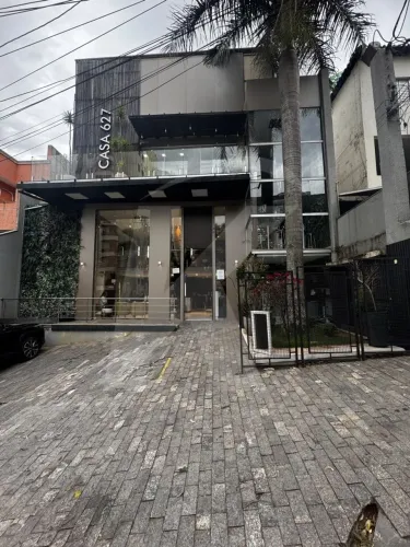Salão montado para salão de beleza em Santana