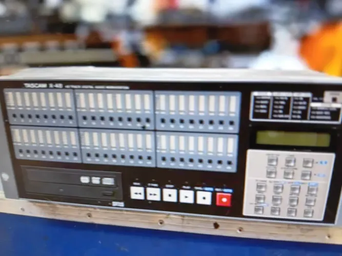 Gravador Tascam x48 digital